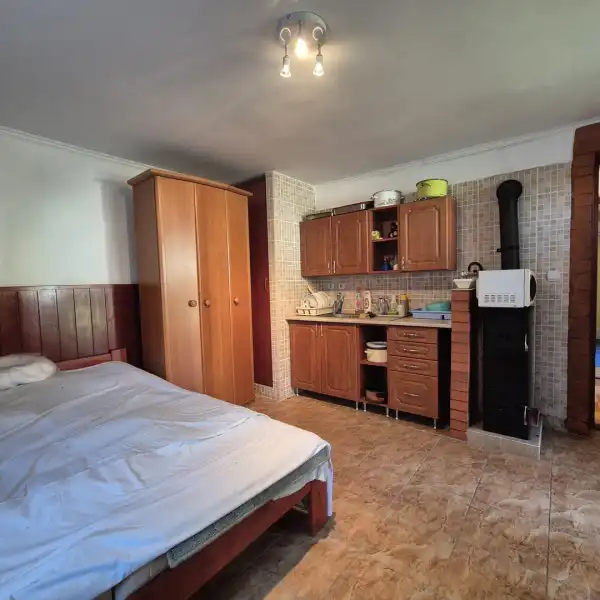 Eladó családi ház, Poroszló 5 szoba 83 m² 52 M Ft