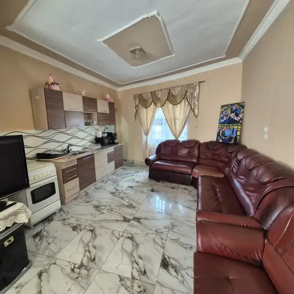 Eladó családi ház, Poroszló 4 szoba 100 m² 34.9 M Ft