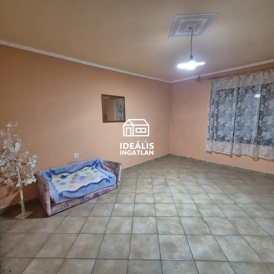 eladó családi ház, Szerencs