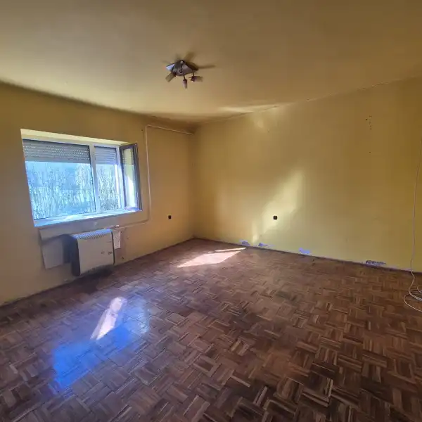 Eladó családi ház, Tiszalúc 2 szoba 80 m² 7 M Ft
