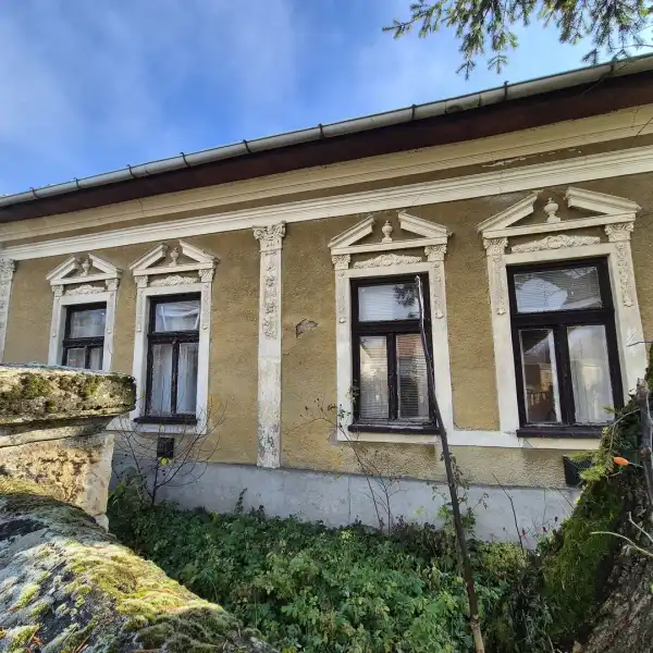 Eladó családi ház, Tiszalúc 3 szoba 110 m² 9.9 M Ft